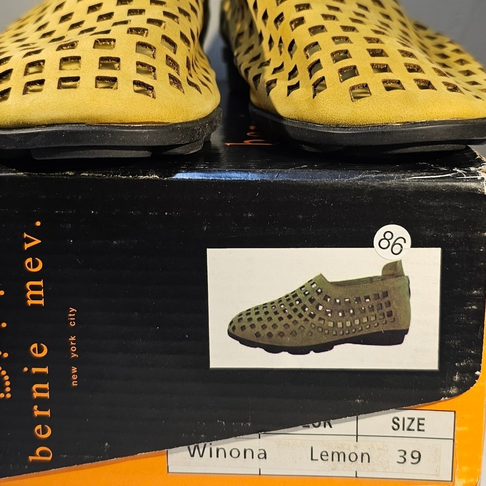 Bernie Mev Winona Lemon Yellow Perforated Laser Cut Back Zip Flats Shoes 39 New - Picture 7 of 9